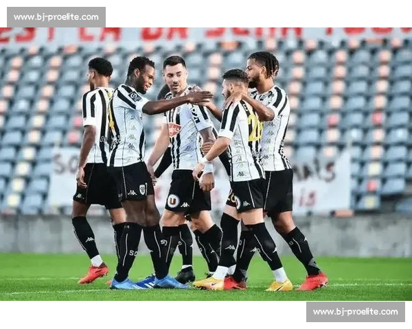 法甲焦点对决蒙彼利埃迎战昂热走势前瞻与胜负看点解析全面预测