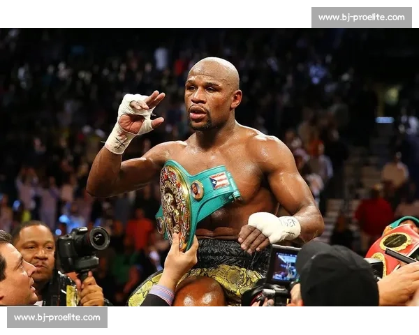 麦达纳挑战梅威瑟巅峰对决揭示拳坛速度与力量的终极较量历史之战