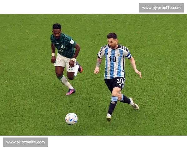 阿根廷对阵克罗地亚巅峰对决梅西能否率队再创奇迹世界杯焦点战之夜